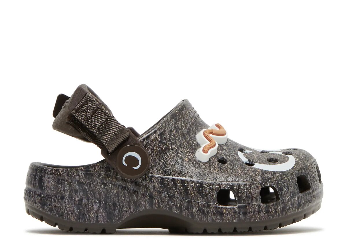 Anwar Carrots x Clog Kids „Soil – Espresso“ Anwar Carrots x Clog Kids „Soil – Espresso“