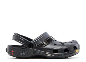 Batman x Classic Clog für Kinder „Batmobile“ Batman x Classic Clog für Kinder „Batmobile“