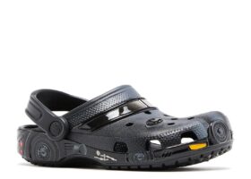 Batman x Classic Clog für Kinder „Batmobile“ Batman x Classic Clog für Kinder „Batmobile“