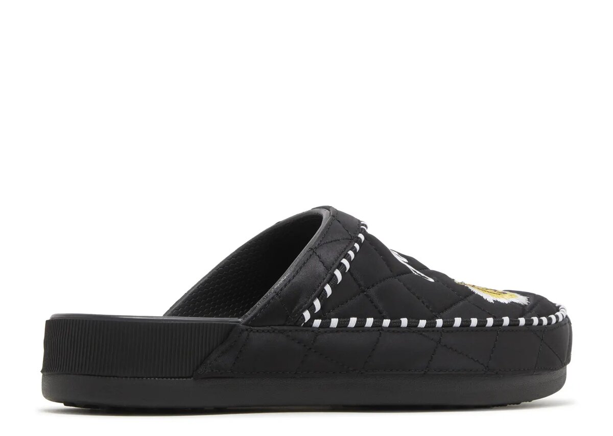 BEAMS x Dylan Clog „Sukajan“ BEAMS x Dylan Clog „Sukajan“