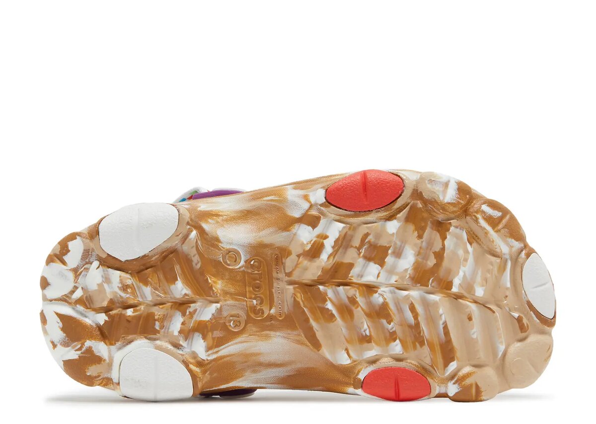 Cinnamon Toast Crunch x Classic All-Terrain Clog für Kleinkinder Cinnamon Toast Crunch x Classic All-Terrain Clog für Kleinkinder