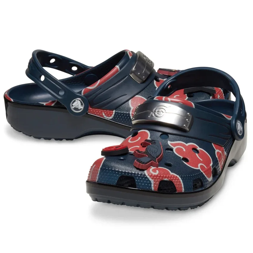 Crocs x Naruto Shippuden Classic Clog „Itachi“ Crocs x Naruto Shippuden Classic Clog „Itachi“