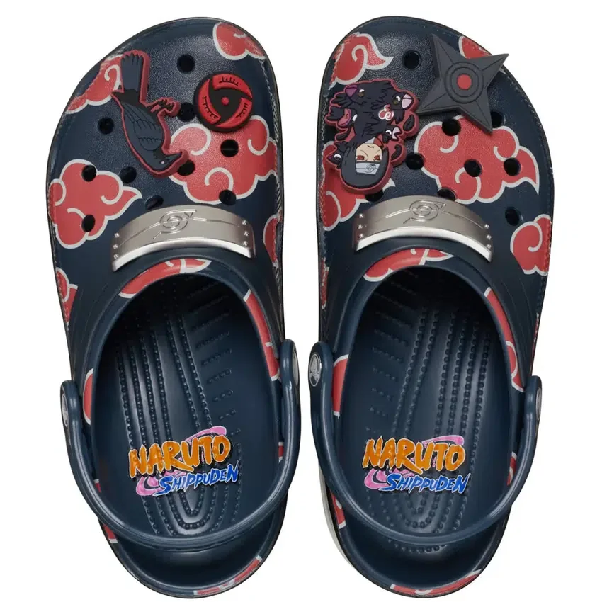 Crocs x Naruto Shippuden Classic Clog „Itachi“ Crocs x Naruto Shippuden Classic Clog „Itachi“