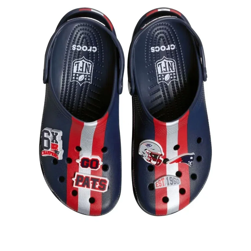 Crocs x NFL Classic Clog „New England Patriots“ Crocs x NFL Classic Clog „New England Patriots“