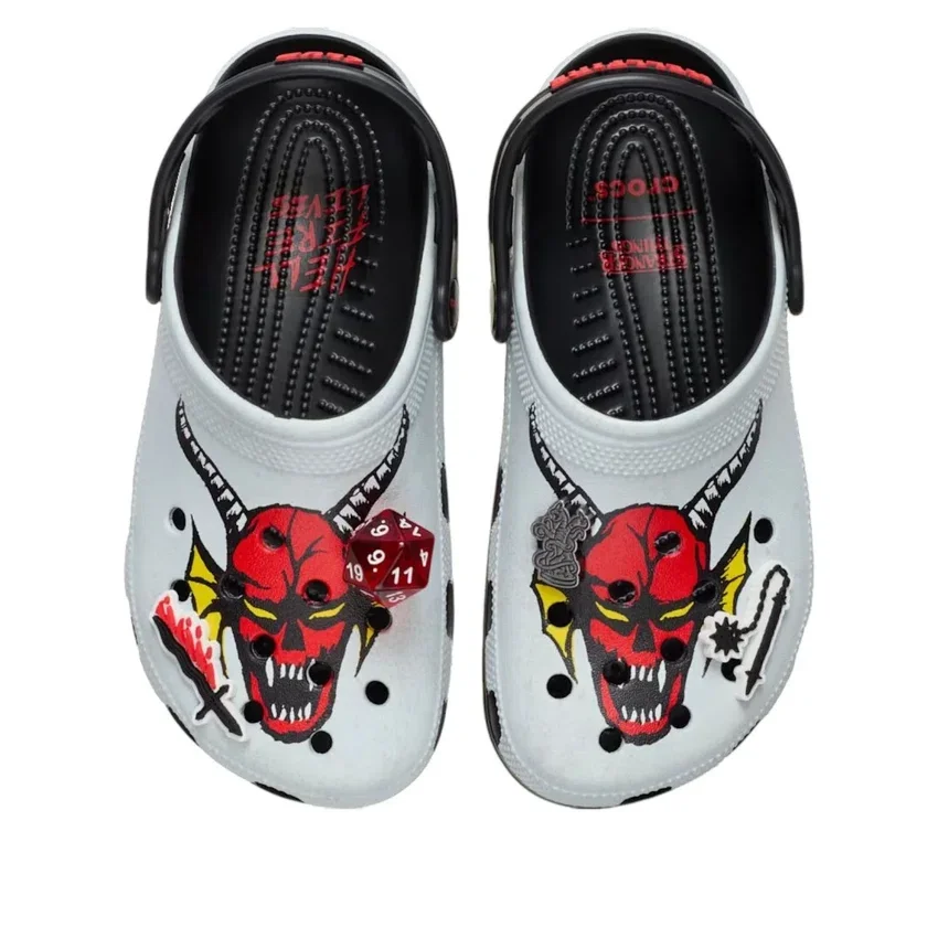 Crocs x Stranger Things Classic Clog „Hellfire Club“ Crocs x Stranger Things Classic Clog „Hellfire Club“