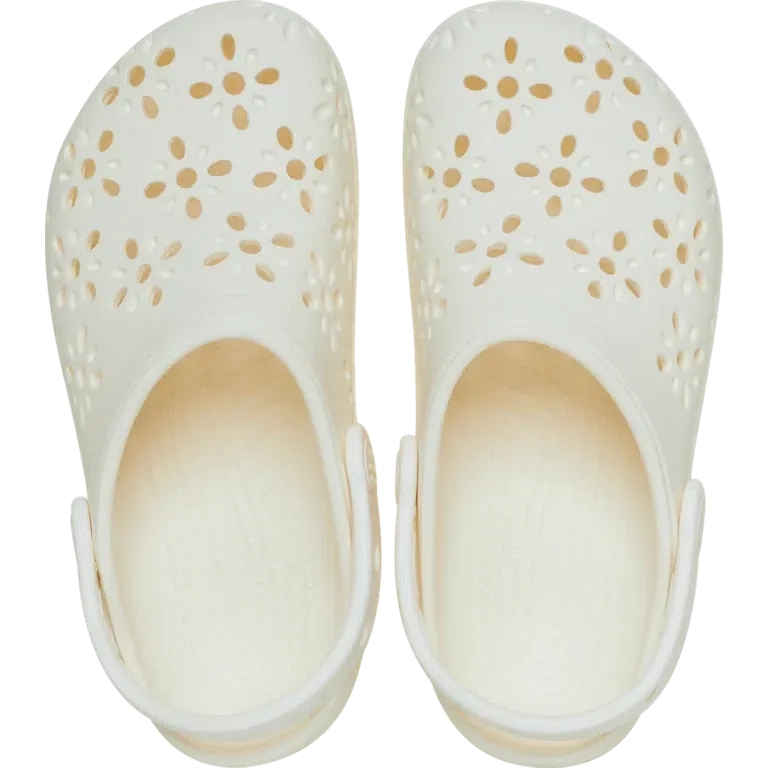 Classic Clog mit floralen Ausschnitten Classic Clog mit floralen Ausschnitten