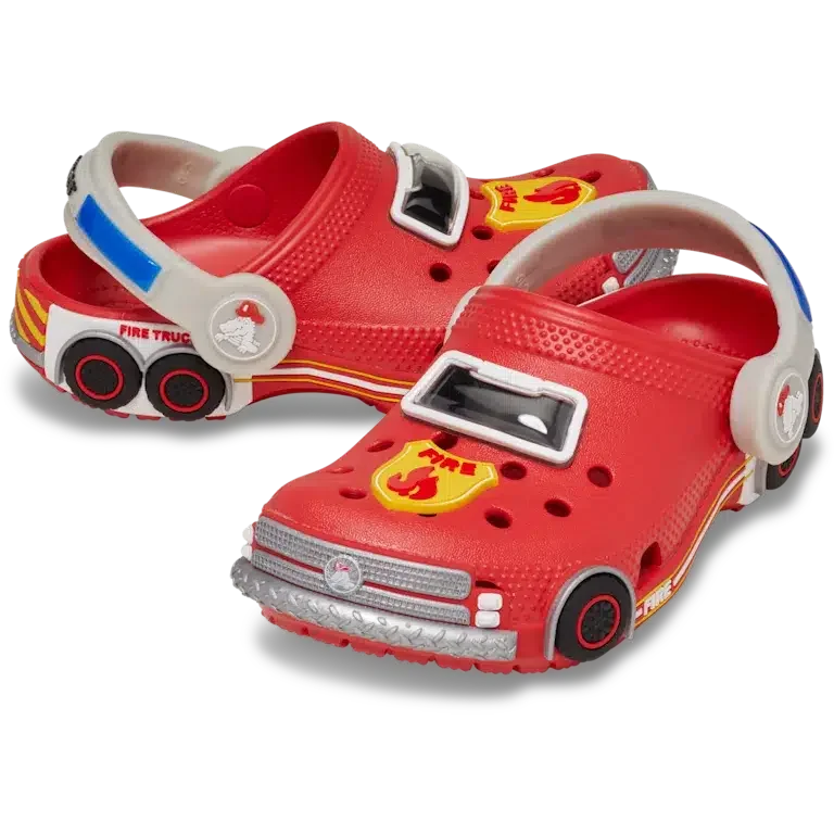 Klassische „Iam Fire Truck Lights“-Clogs für Kleinkinder mit Riemen am Fersenbereich Klassische „Iam Fire Truck Lights“-Clogs für Kleinkinder mit Riemen am Fersenbereich