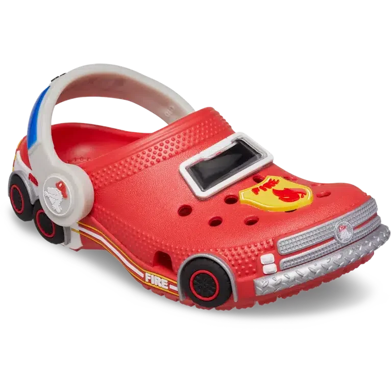 Klassische „Iam Fire Truck Lights“-Clogs für Kleinkinder mit Riemen am Fersenbereich Klassische „Iam Fire Truck Lights“-Clogs für Kleinkinder mit Riemen am Fersenbereich