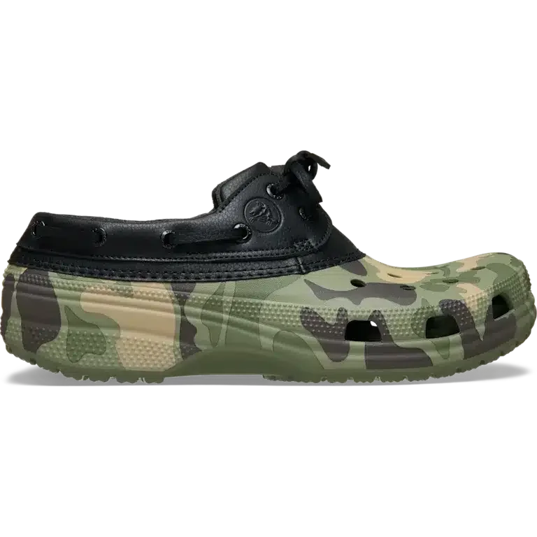 Klassischer Bootsschuh im Duck-Camo-Design Klassischer Bootsschuh im Duck-Camo-Design