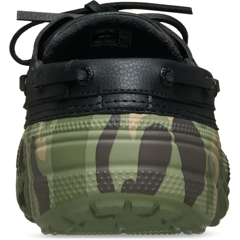 Klassischer Bootsschuh im Duck-Camo-Design Klassischer Bootsschuh im Duck-Camo-Design