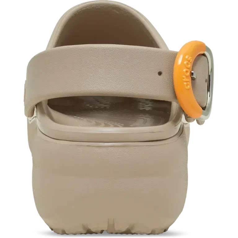 Klassischer Platform Clog mit getauchter Schnalle Klassischer Platform Clog mit getauchter Schnalle