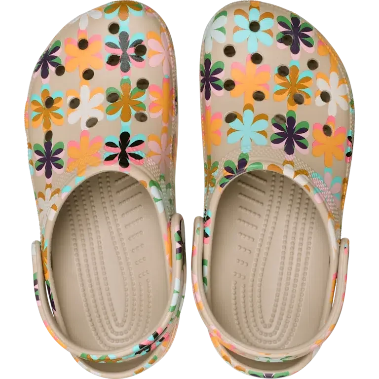 Klassischer Retro-Sommer-Clog Klassischer Retro-Sommer-Clog