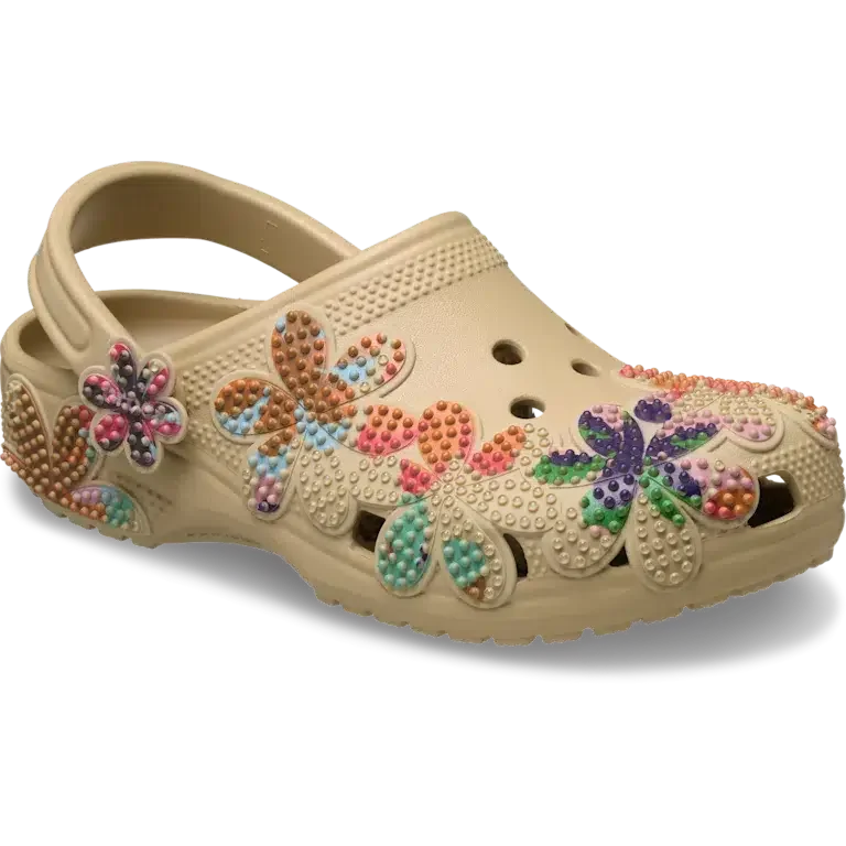 Klassischer Sommer-Clog mit Perlenverzierung Klassischer Sommer-Clog mit Perlenverzierung