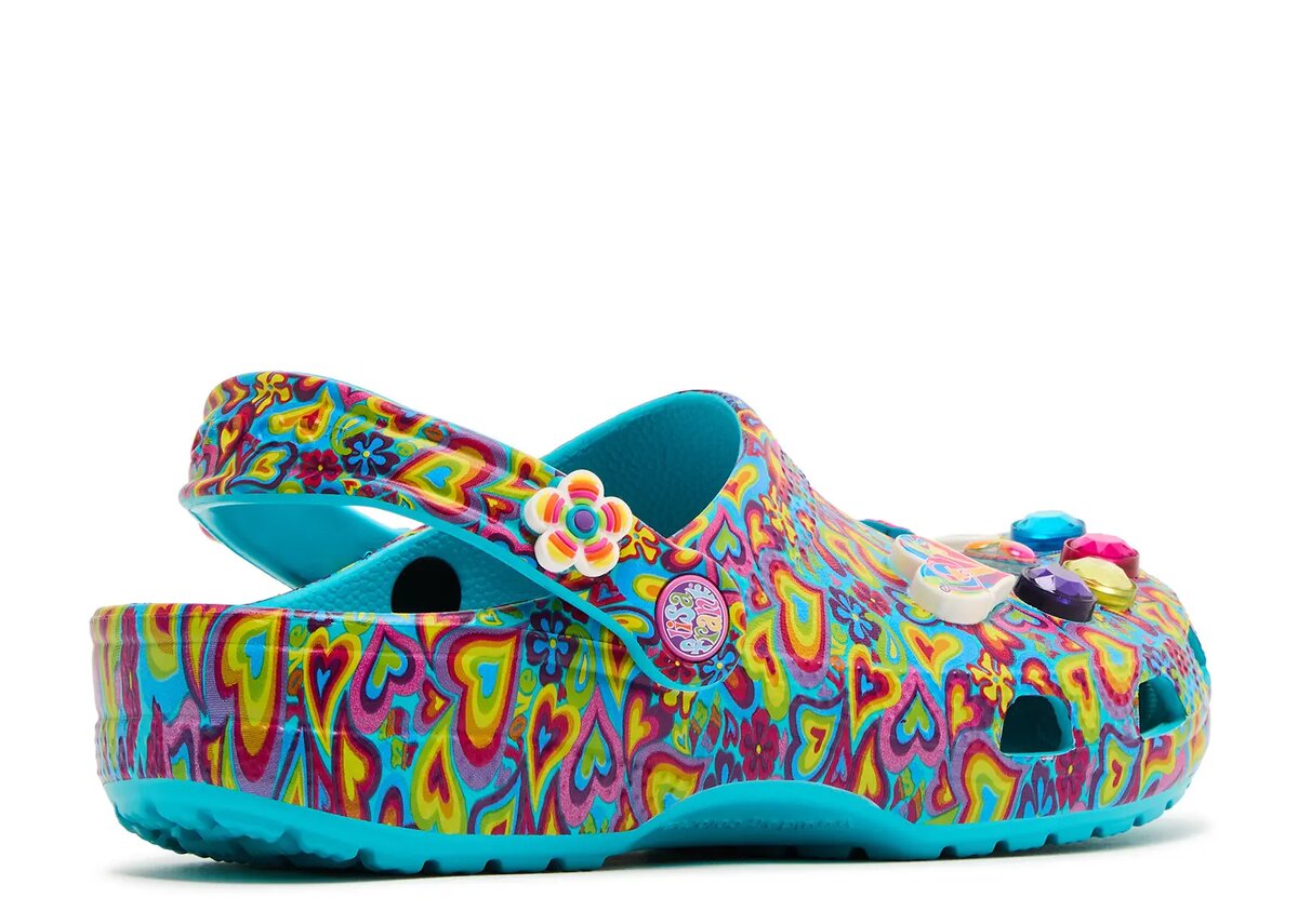 Lisa Frank x Classic Clog Kids „Digital Aqua Multi Hearts“ Lisa Frank x Classic Clog Kids „Digital Aqua Multi Hearts“
