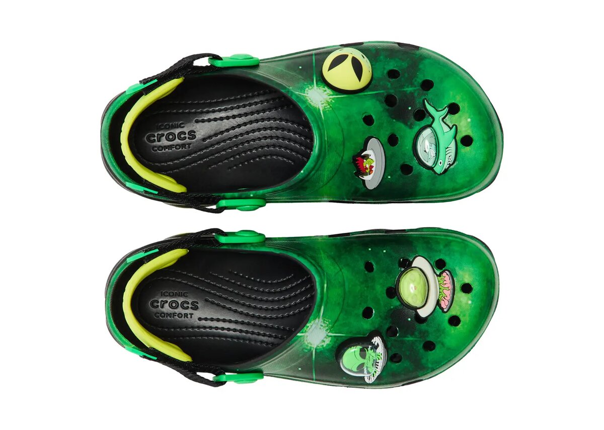 Ron English x All-Terrain Clog für Kinder „Area 54 – Green Galaxy“ Ron English x All-Terrain Clog für Kinder „Area 54 – Green Galaxy“